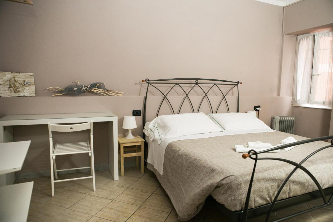 Vernazza2010 Rooms Exterior photo
