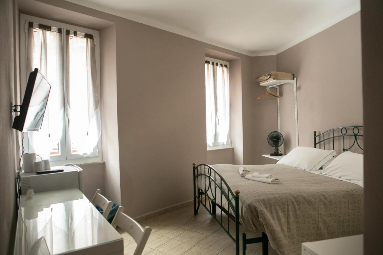 Vernazza2010 Rooms Exterior photo